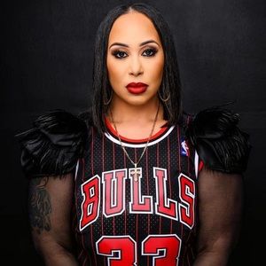 Meet your Posher, Queens courier